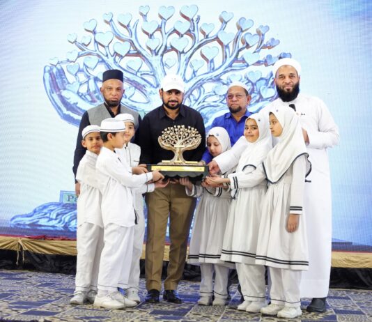 MS Education Academy Honours Munawar Zama with Murabbi Award on Himmat Day