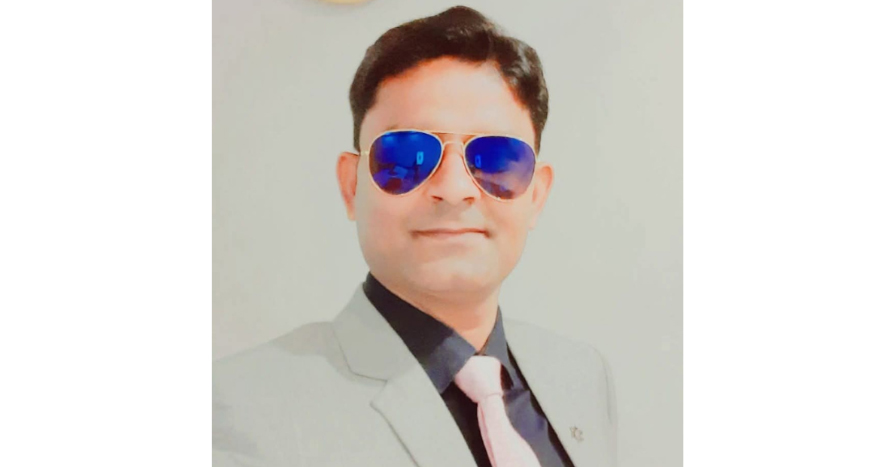 Listening to the Strength Behind Dreams Pawan Kumar Pandey’s Poetic Journey Through Struggle, Belief, and Self Empowerment