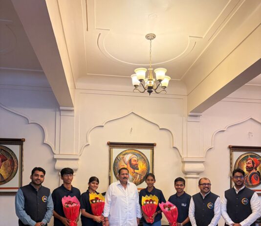 Sir Einstein Academy Creates Another National Success Story as Students Receive Royal Felicitation by Shrimant Chhatrapati Udayanraje Bhosale